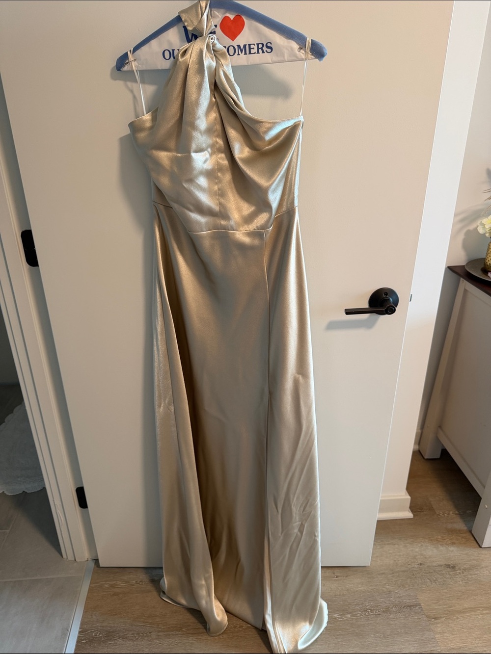 Elegant Satin Halter Evening Dress in Champagne